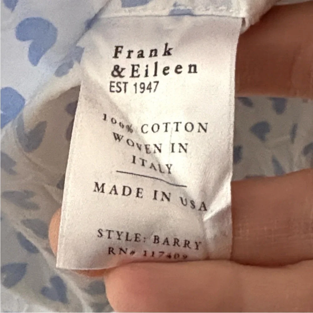 Like New Frank & Eileen Barry Button Down Top Signature Crinkle Hearts Large - Picture 10 of 11